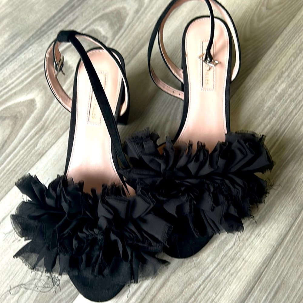Adorable comfy designer shoes